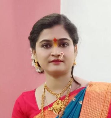 Roopali makeup artist Pune | makeup artist near me | makeup artist in Pune | bridal makeup artist in Pune | wedding makeup artist in Pune | best makeup artist | hair and makeup artist near me